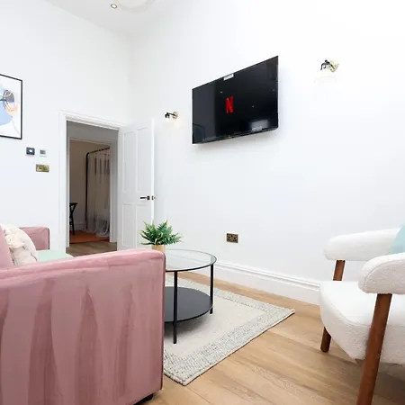 No 8 Grosvenor - 10min Walk From Cabot Circus Apartment Bristol