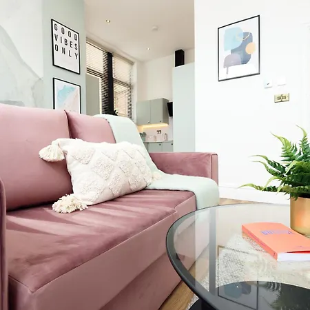 Apartment No 8 Grosvenor - 10min Walk From Cabot Circus Bristol