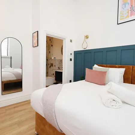 No 8 Grosvenor - 10min Walk From Cabot Circus Apartment Bristol