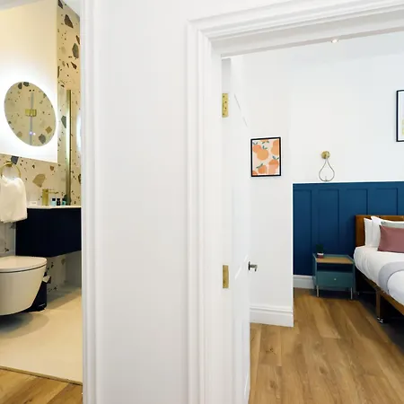 No 8 Grosvenor - 10min Walk From Cabot Circus Apartment