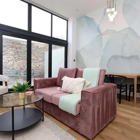 No 8 Grosvenor - 10min Walk From Cabot Circus