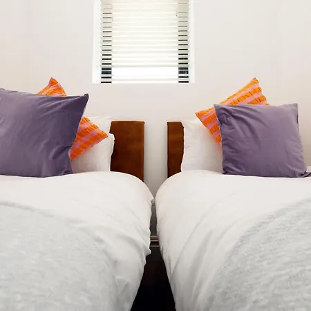 No 8 Grosvenor - 10min Walk From Cabot Circus * 布里斯托